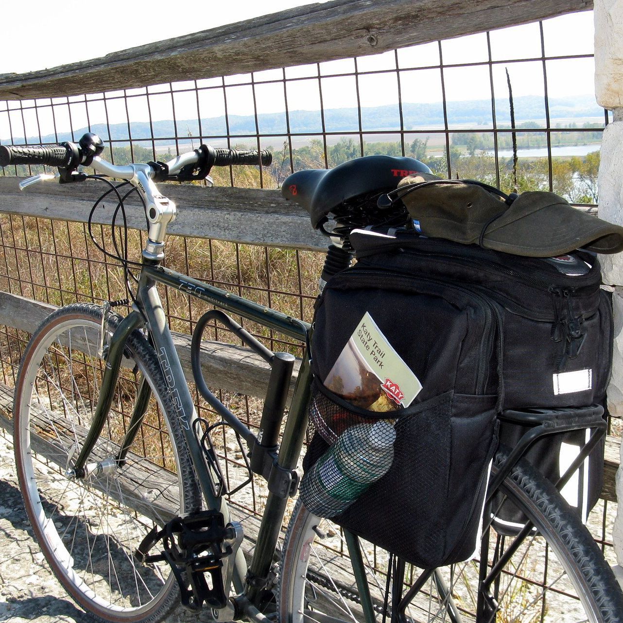 Rack Top Pannier Bag, Expanding, Black-Banjo Brothers